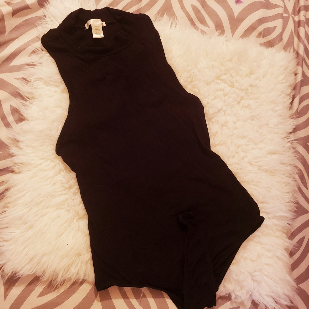 Ribbed criss cross back Bodysuit
